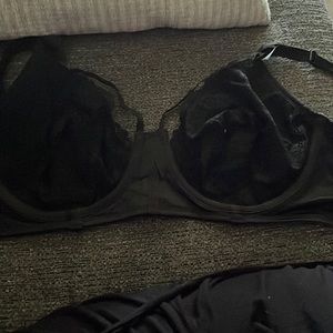 Torrid Black bra torrid size 2 lacy bra
